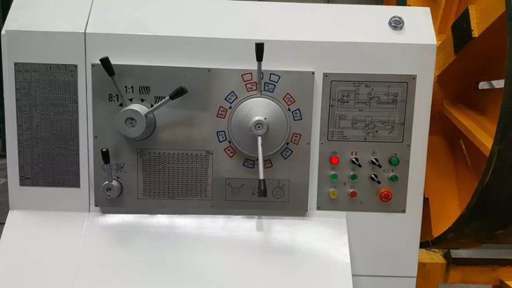 CNC Horizontal Lathe Machine CW61160 - 3 Meters Long