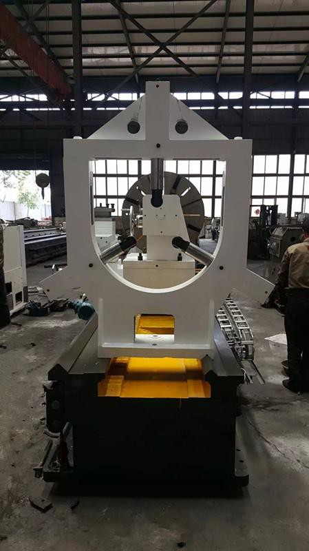 CNC Horizontal Lathe Machine CW61160 - 3 Meters Long